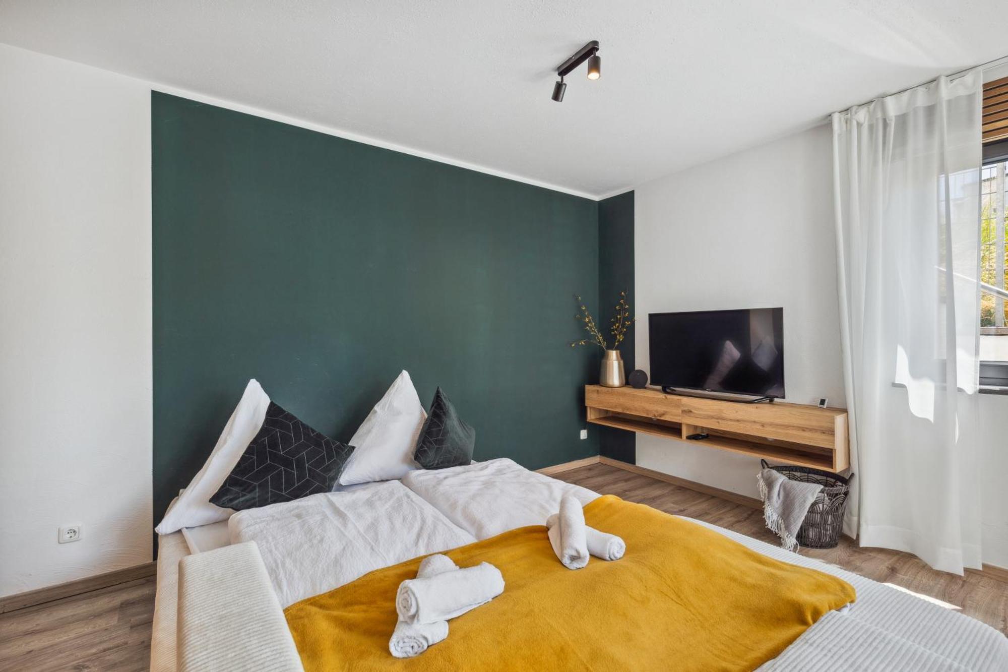 Fewo Moritz Mit Kleiner Terrasse Und Stellplatz Кобург Экстерьер фото